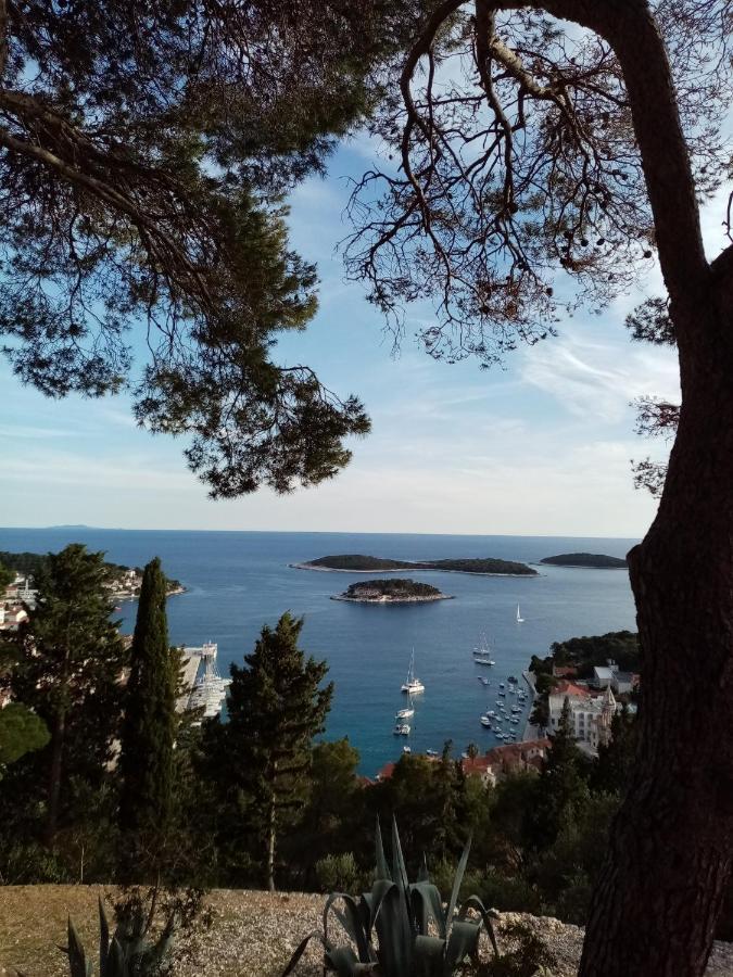 Apartments Anita Hure Hvar Town Exterior foto